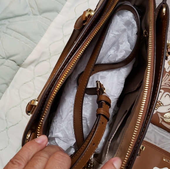 MICHAEL KORS LOT - Picture 6 of 8